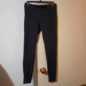 🐾 Preloved ~ Express ~ Black ankle length, mid-rise leggings (Size: Small)